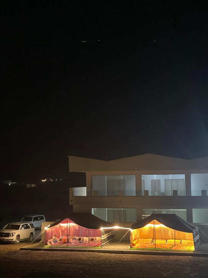 Home X4 Al Wasil ภายนอก รูปภาพ