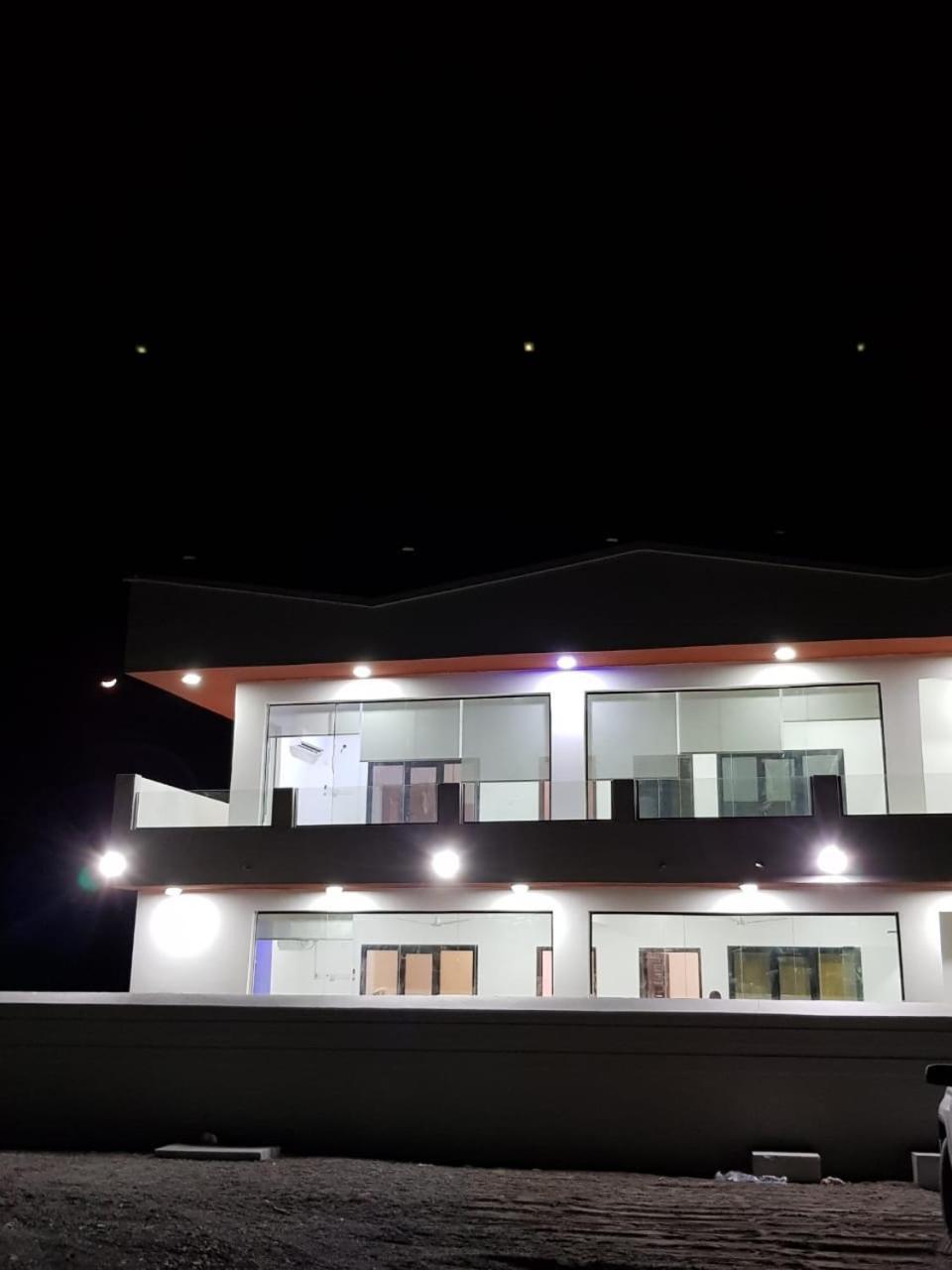 Home X4 Al Wasil ภายนอก รูปภาพ
